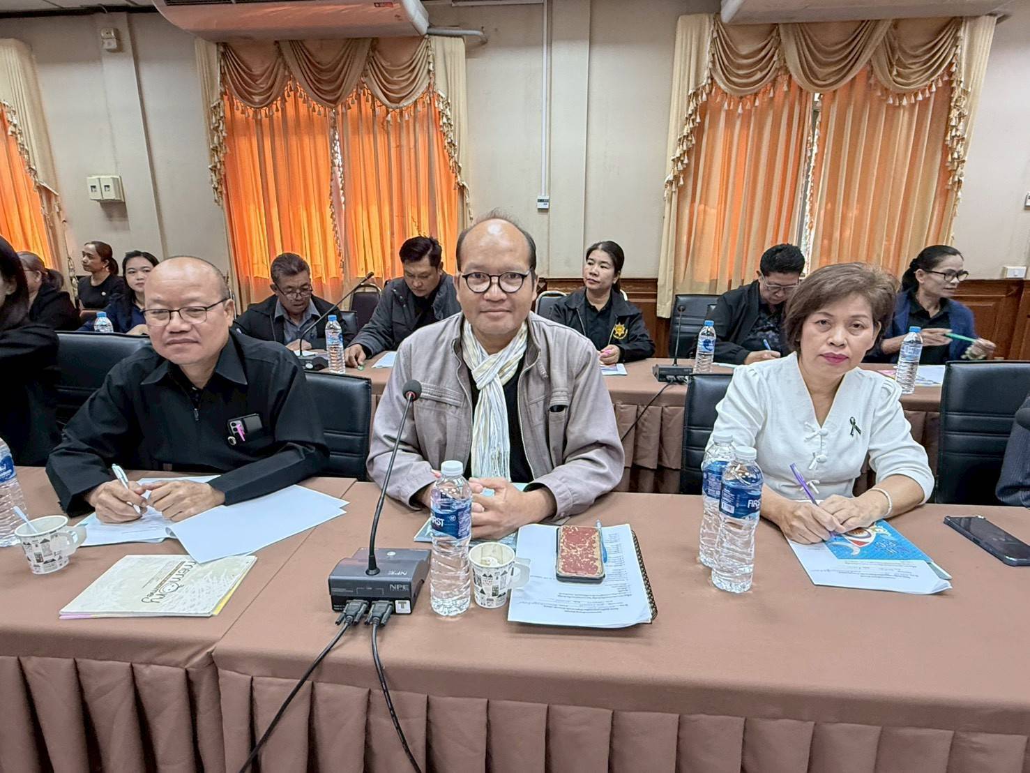 พช.โพนนาแก้ว :ร่วมโครงการส่งเสริมการออมและพัฒนาทักษะการบริหารจัดการทางการเงินของครอบครัวและชุมชน กิจกรรมที่ 1 ประชุมเชิงปฏิบัติการเสริมศักยภาพการขับเคลื่อนการออมและการพัฒนาทักษะทางการเงิน (Financial Literacy) ระดับจังหวัด