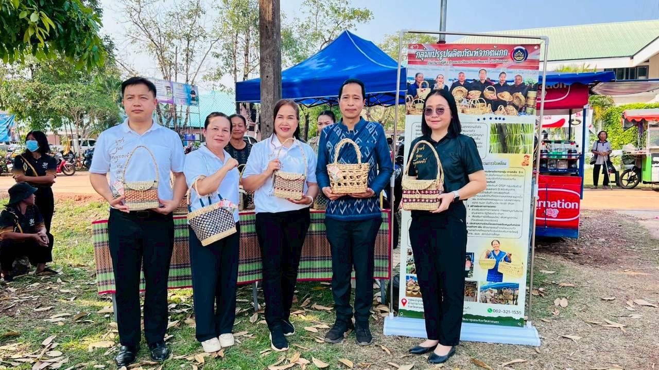 พช.โพนนาแก้ว จ.สกลนคร : ร่วมกิจกรรมวันอสม.แห่งชาติอำเภอโพนนาแก้วประจำปีพ.ศ 2569