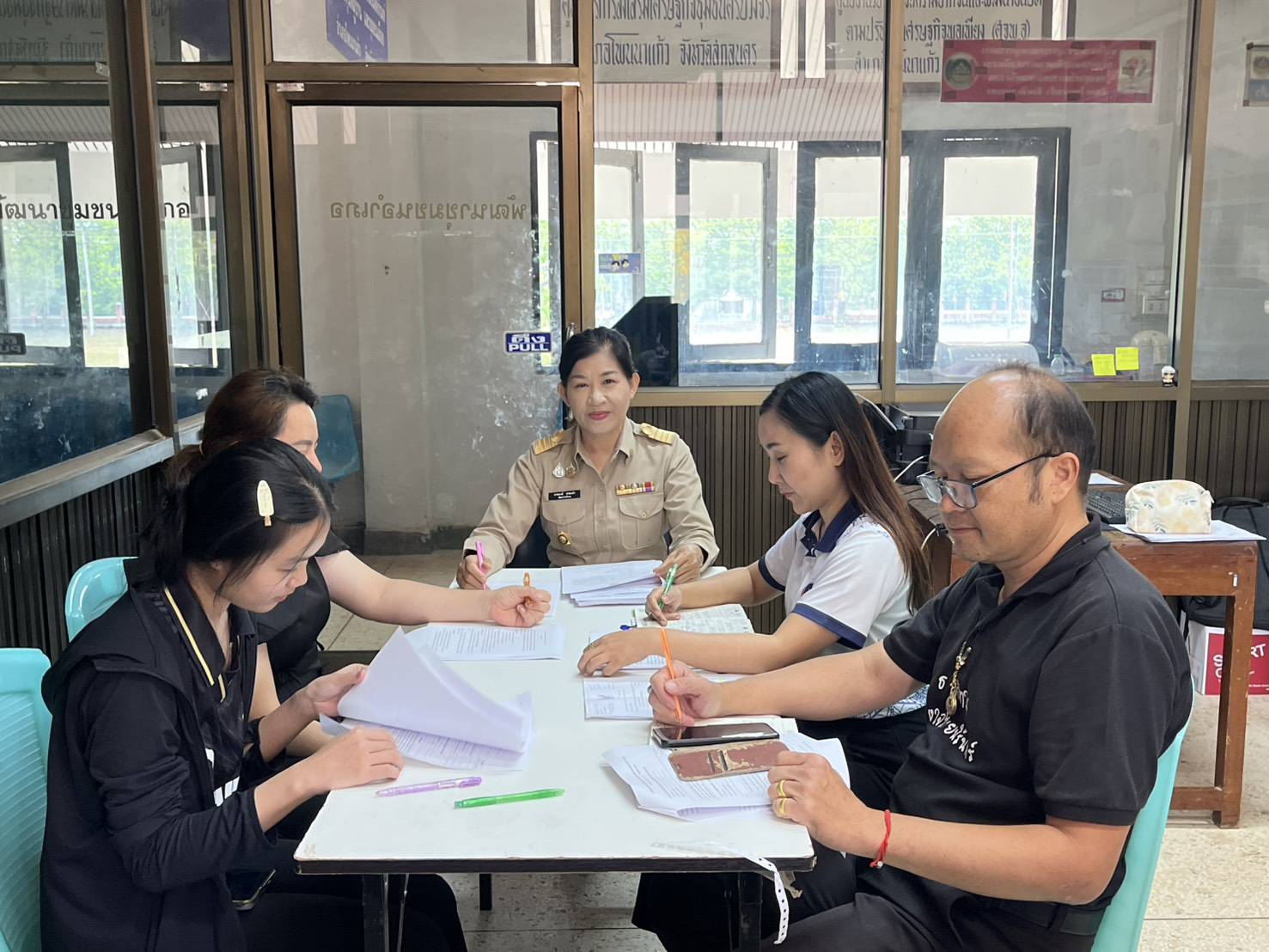 พช.โพนนาแก้ว : ประชุมเจ้าหน้าที่พัฒนาชุมชนอำเภอโพนนาแก้ว ประจำเดือนเมษายน 2569 (20 เม.ย.69)