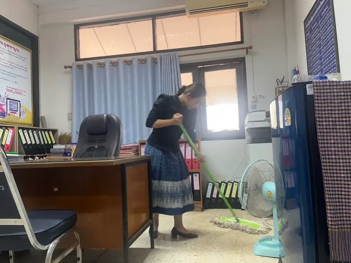 พช.โพนนาแก้ว รวมพลังจัดกิจกรรม "5ส Clean & Green Office" สร้างสิ่งแวดล้อมดี เริ่มต้นที่ที่ทำงาน