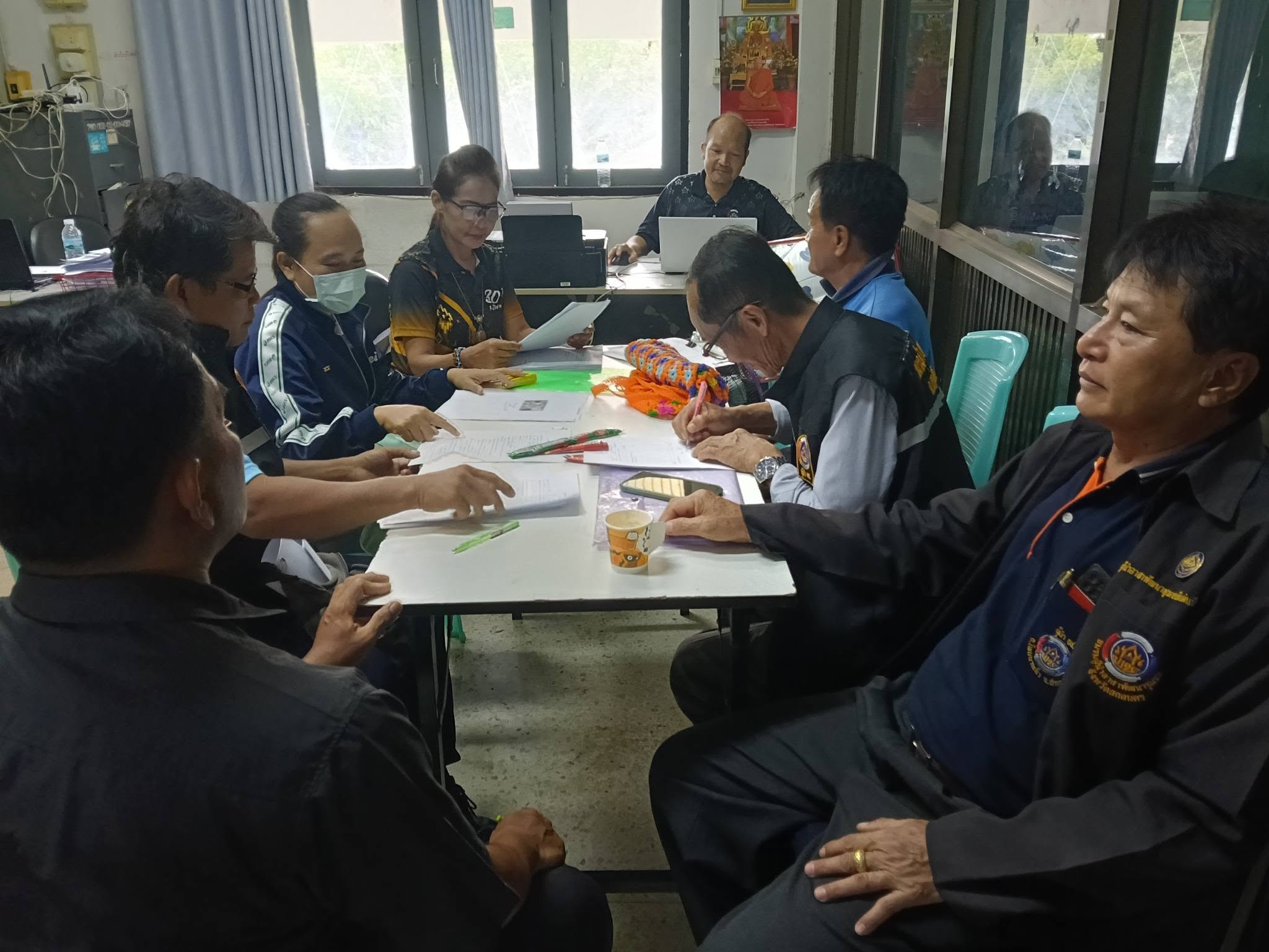 พช.โพนนาแก้ว: จัดประชุมผู้นำอาสาพัฒนาชุมชน (ผู้นำ อช.) ไตรมาส 4/2569
